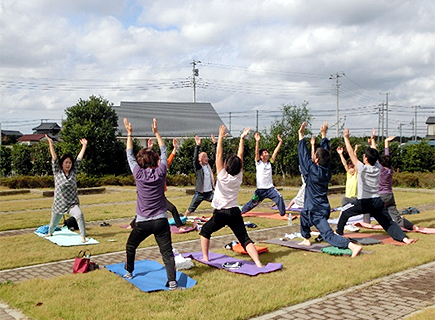 飾り巻き寿司調理風景