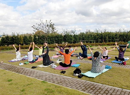 飾り巻き寿司調理風景