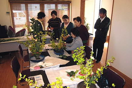 生け花教室風景