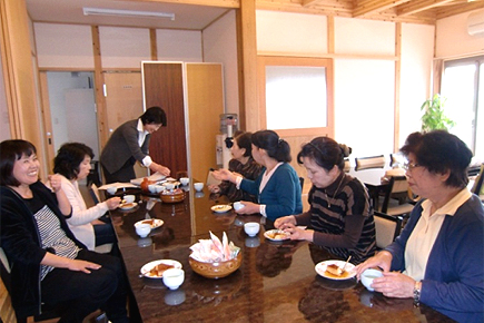 生け花教室風景